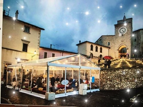 L'Umbria di montagna tra mercatini natalizi, gastronomia e tradizioni. A Monteleone cinque giorni di eventi per grandi e bambini